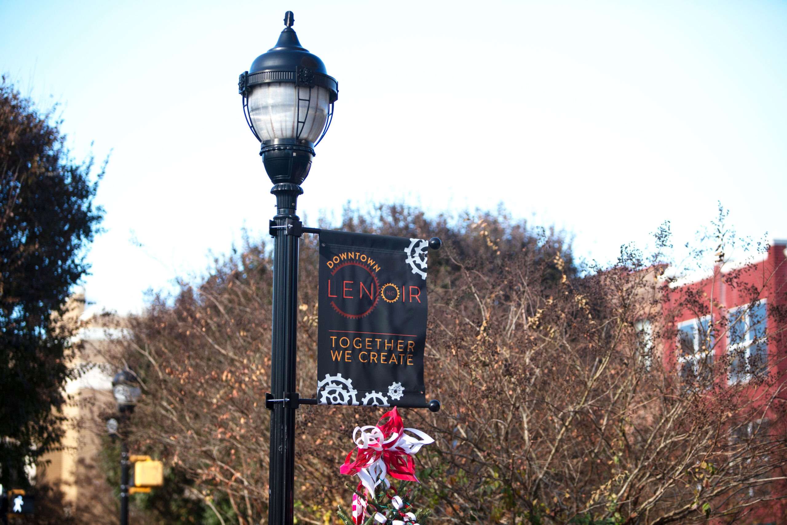 Lenoir light post banner